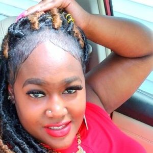 Meet your Posher, Briana